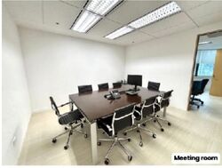 United Square (D11), Office #577827551